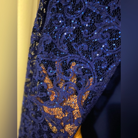 Brand- R&M Richards
Size- 22W,PTP- 23-25”,Length-61 1/2”,Inseam- 27”
Color- Blue - Picture 4 of 4